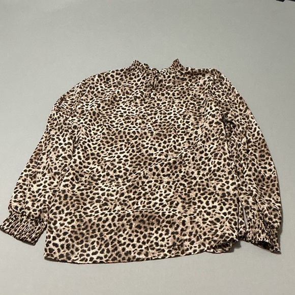 Torrid Animal Print Blouse 1x (14-16) - Picture 3 of 3